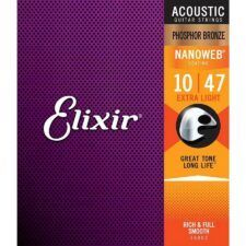 Les cordes acoustiques Nanoweb bronze par Elixir 16002 fournissent une tonalité naturellement chaude et une sensation lisse, grâce à leur revêtement unique qui réduit l'accumulation de saleté.