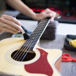 Entretien guitare et manche guitare