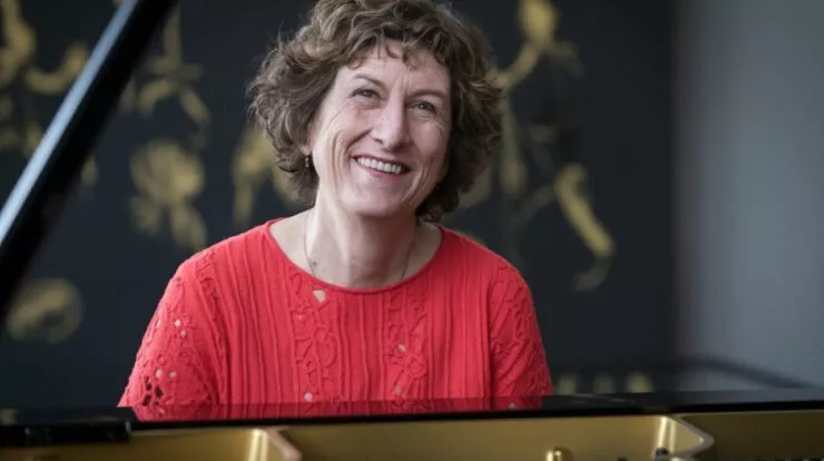 Béatrice Berrut la pianiste que tout le monde s’arrache en 2025