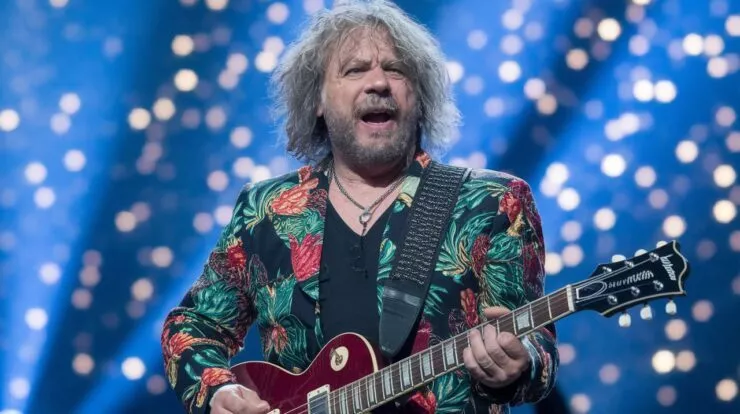 Michel Sardou, Jul ou AC/DC ? On a enquêté sur la vraie playlist du BTP