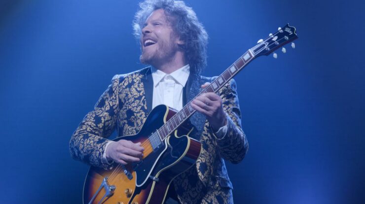 Ce que disent les guitares de scène de vos artistes préférés sur leur personnalité