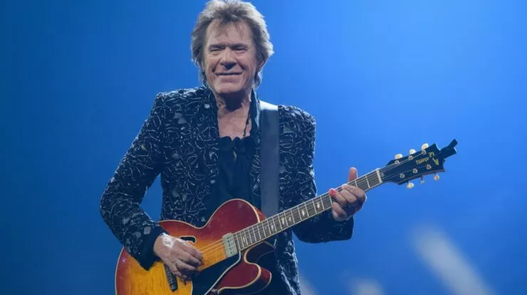 Entre rock et sorcellerie : Johnny Hallyday a-t-il franchi une ligne avec ‘Veau d’Or Vaudou’ ?