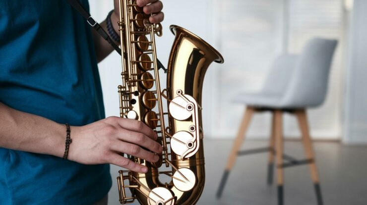 J’ai trouvé un saxophone rouillé pour 10€ : voilà ce que ça donne après restauration