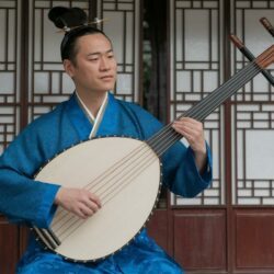 Le Guqin, l'instrument millénaire que les milliardaires chinois s’arrachent en secret