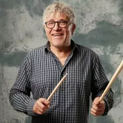 Abraham Laboriel : le batteur que vos artistes préférés vénèrent