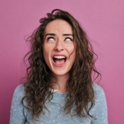 Comment les musiques de film manipulent vos émotions sans que vous le sachiez
