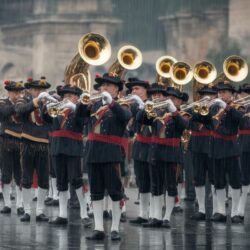 Ils jouent sous la pluie, le soleil… mais aussi sous tension : l’envers du décor de la fanfare du 14 juillet