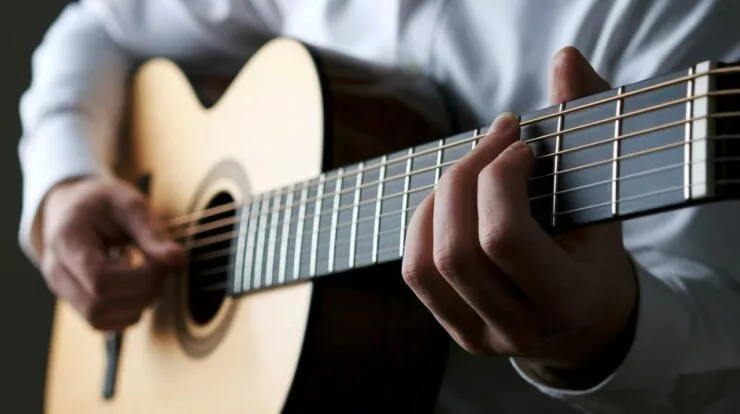 Ce micro pour guitare est si discret que vous oublierez qu’il est là