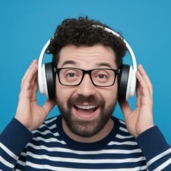 En 2030, écouter de la musique ne se fera plus avec des oreilles